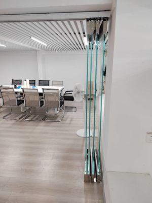 두꺼운 프레임 접는 유리 문 내부 먼지 저항 쉬운 청소