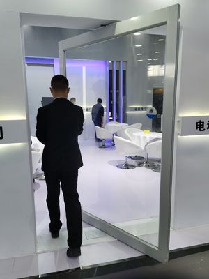 슬림 프레임 알루미늄 피브트 문 템퍼드 맑은 유리 입구 피브트 문