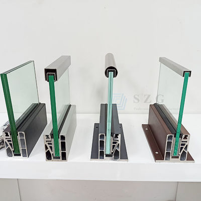 맑은 안전 알루미늄 U 채널 유리 릴링 파우더로 코팅 알루미늄 유리 발루스트라드