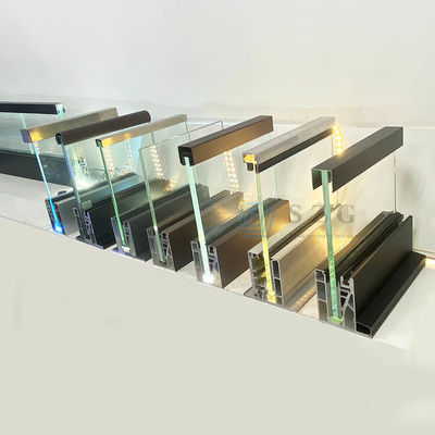 12mm 계단 프레임 없는 유리 발코니 레일링 U 채널 LED 빛