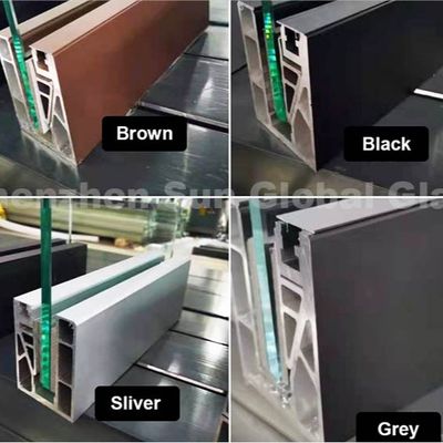 8-16mm 유리 두께 및 실내/실외 사용을 위한 5년 이상 보증의 모던 디자인 U 채널 유리 난간