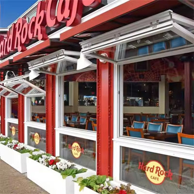 수직 알루미늄 쌍 접기 창문 고 에너지 효율성 사용자 정의 유리 및 프레임